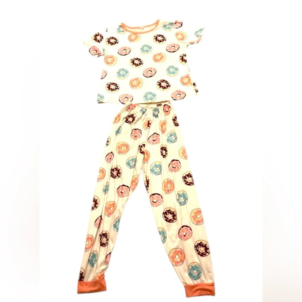 Matching Doughnut PJ’s